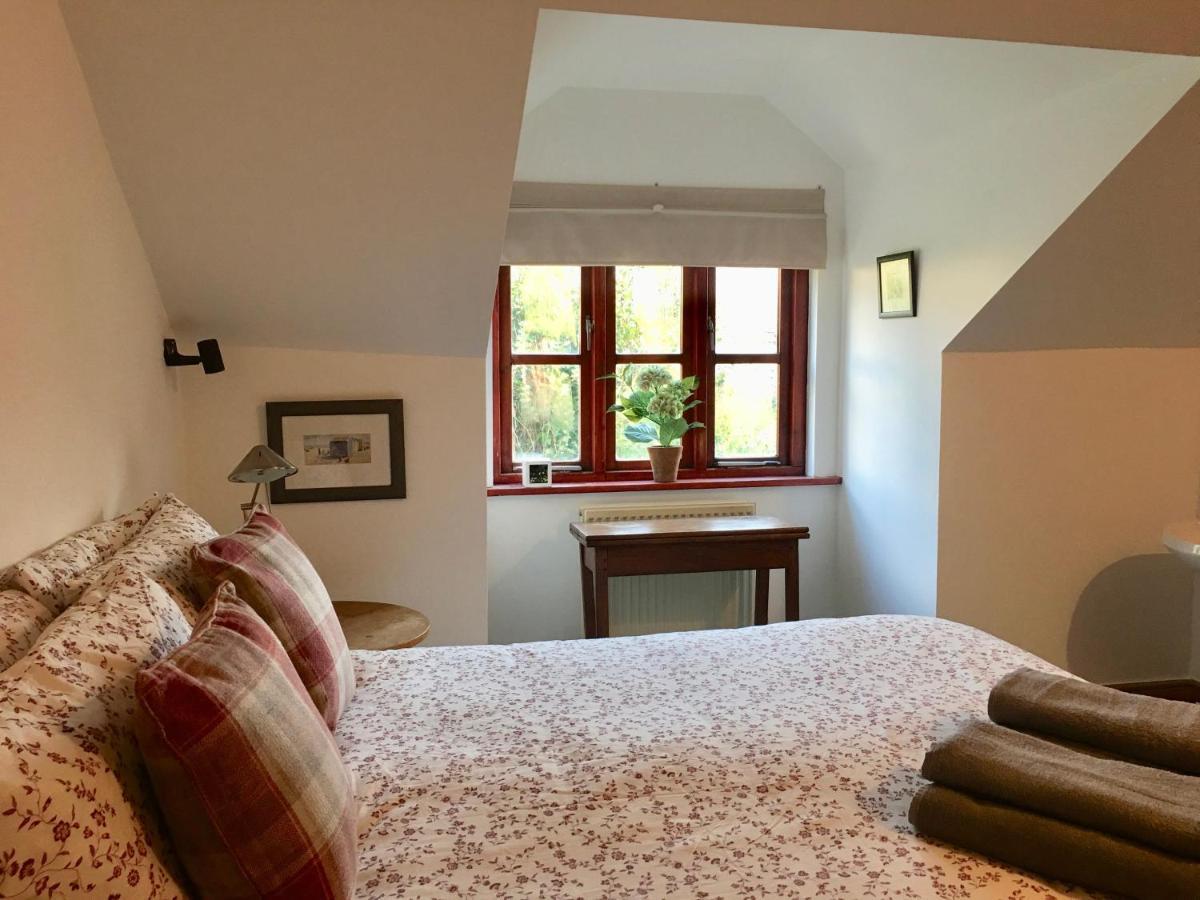 Secret Garden Cottage Exeter Extérieur photo
