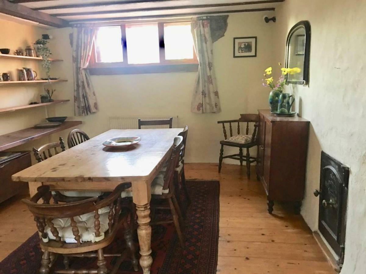 Secret Garden Cottage Exeter Extérieur photo